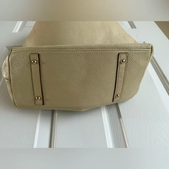 Dooney & Bourke Logo Lock pebble grain leather hobo bag - Picture 5 of 16